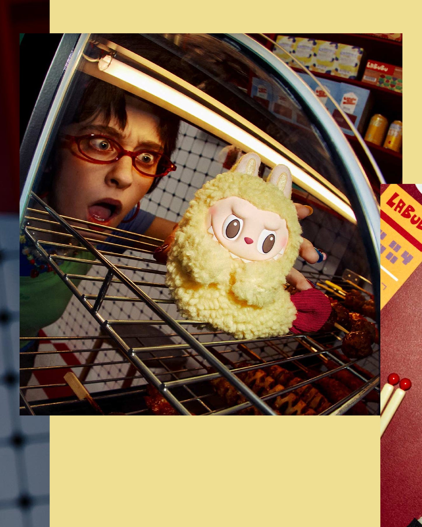 THE MONSTERS Wacky Mart Series Earphone Case